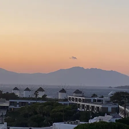 Klaras House * 普拉迪斯亚罗斯